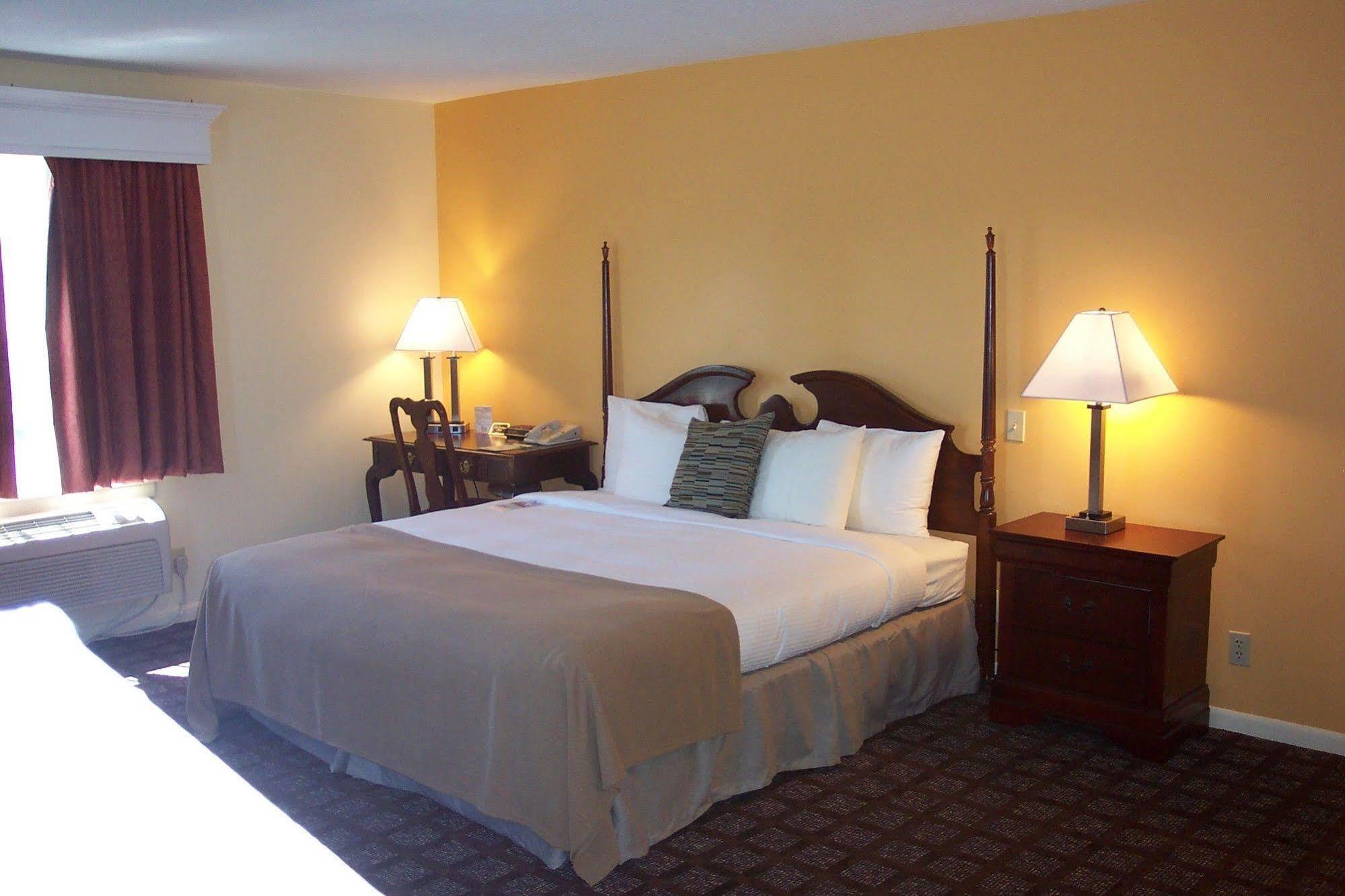 The Inn At Reading Hotel & Conference Center Eksteriør bilde